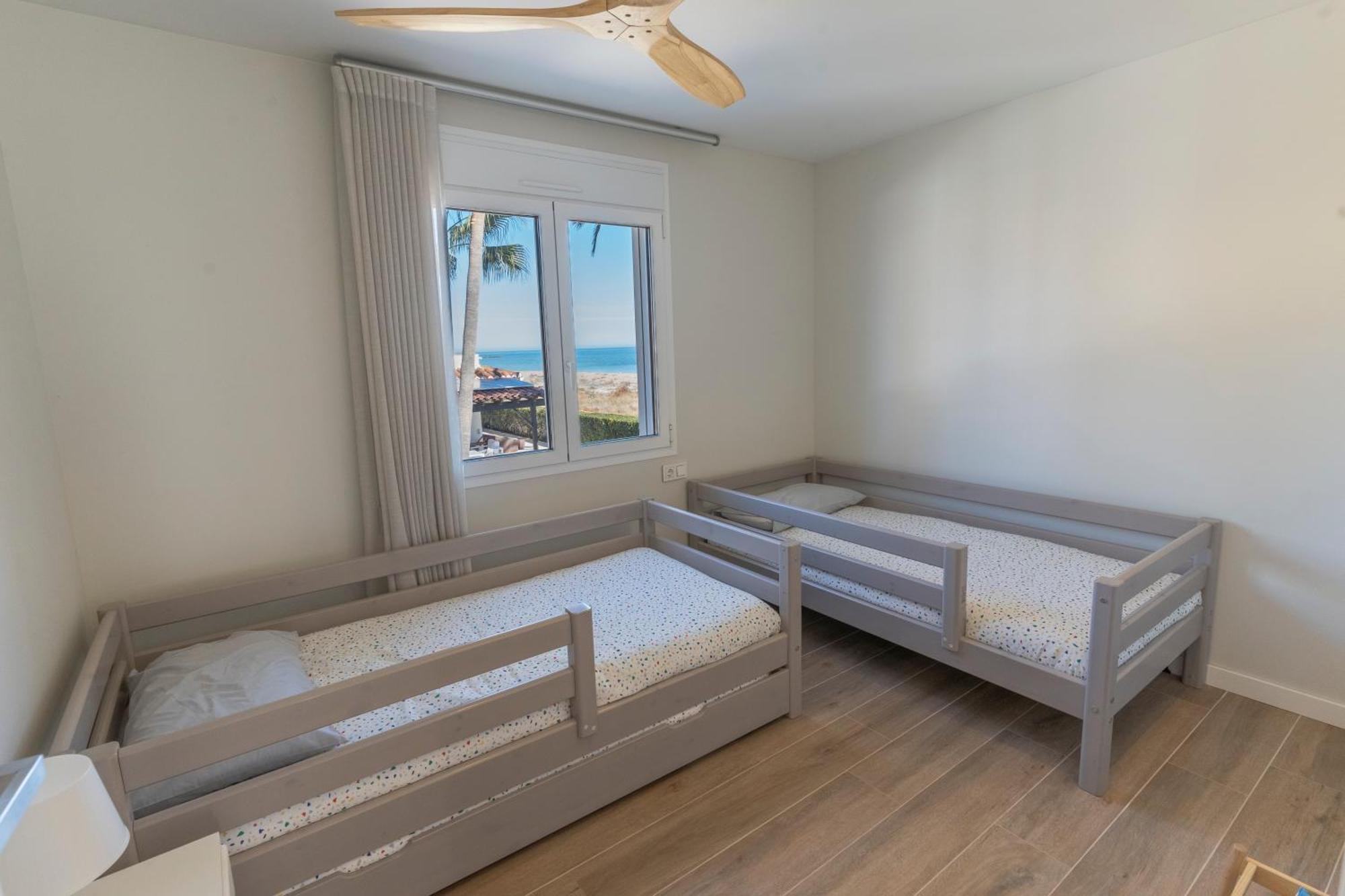 Exquisita Villa Frente Al Mar サグント エクステリア 写真