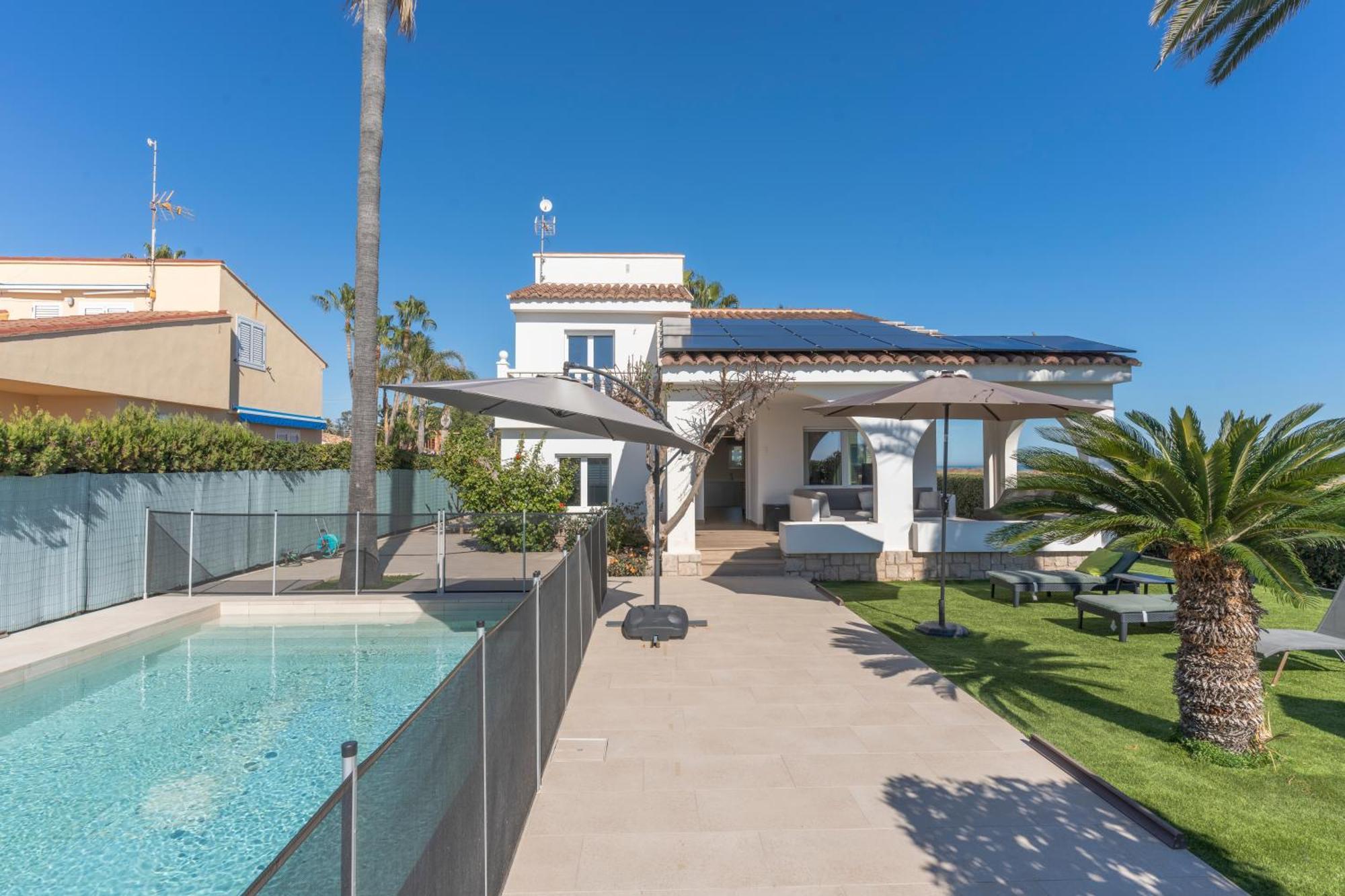 Exquisita Villa Frente Al Mar サグント エクステリア 写真